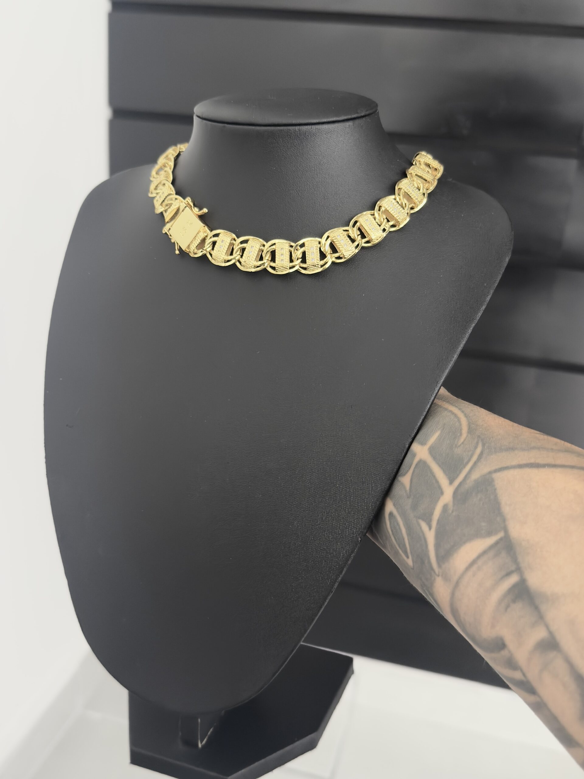 Cordão Dubai diamantado – 15mm / Feminino