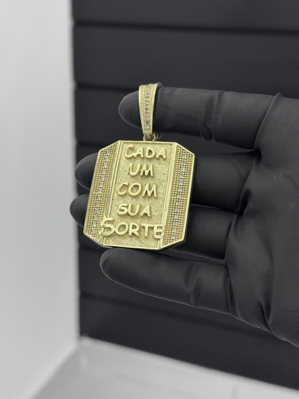 Pingente Cada um com sua sorte (G)