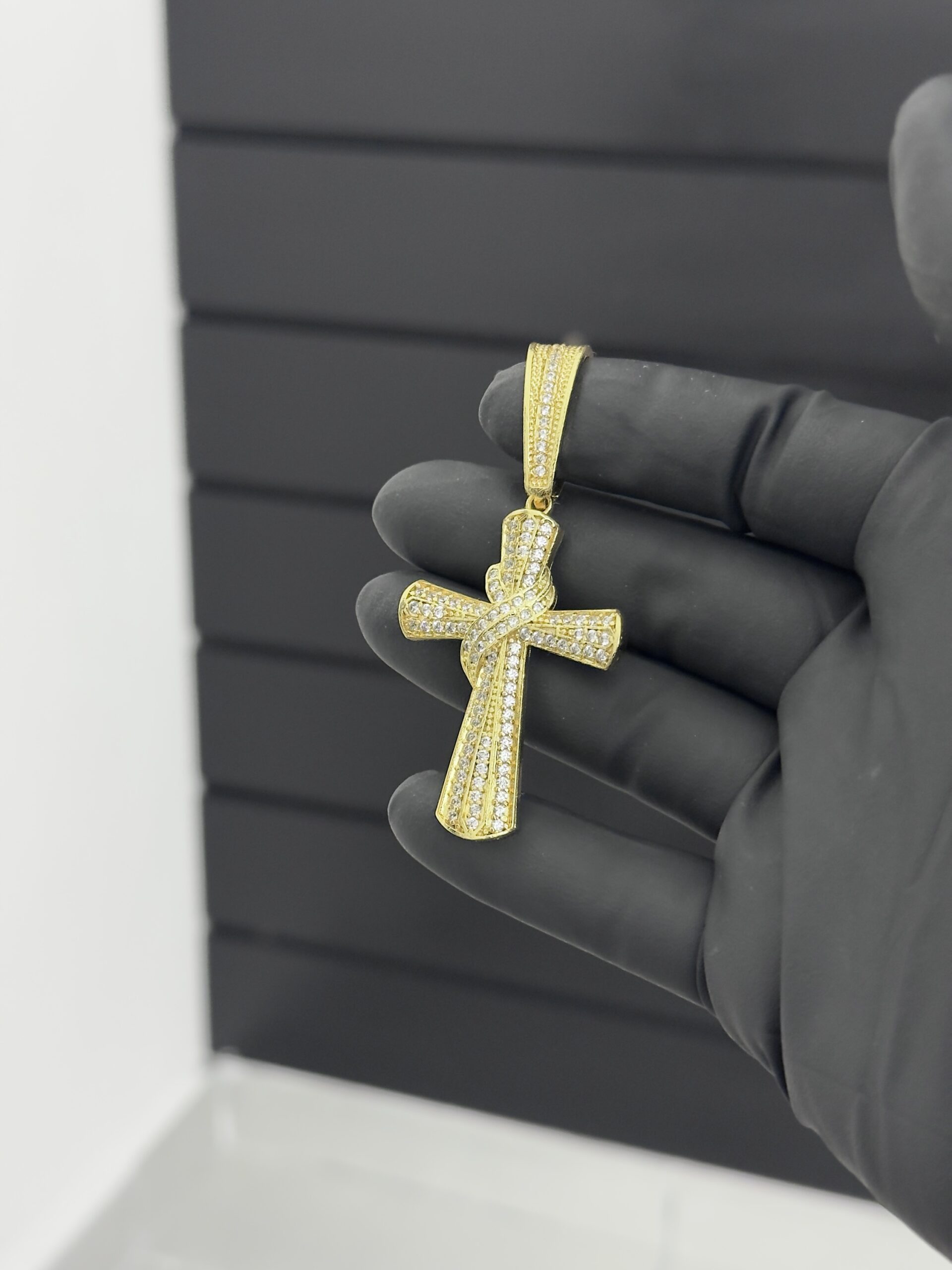 Pingente Crucifixo (G)