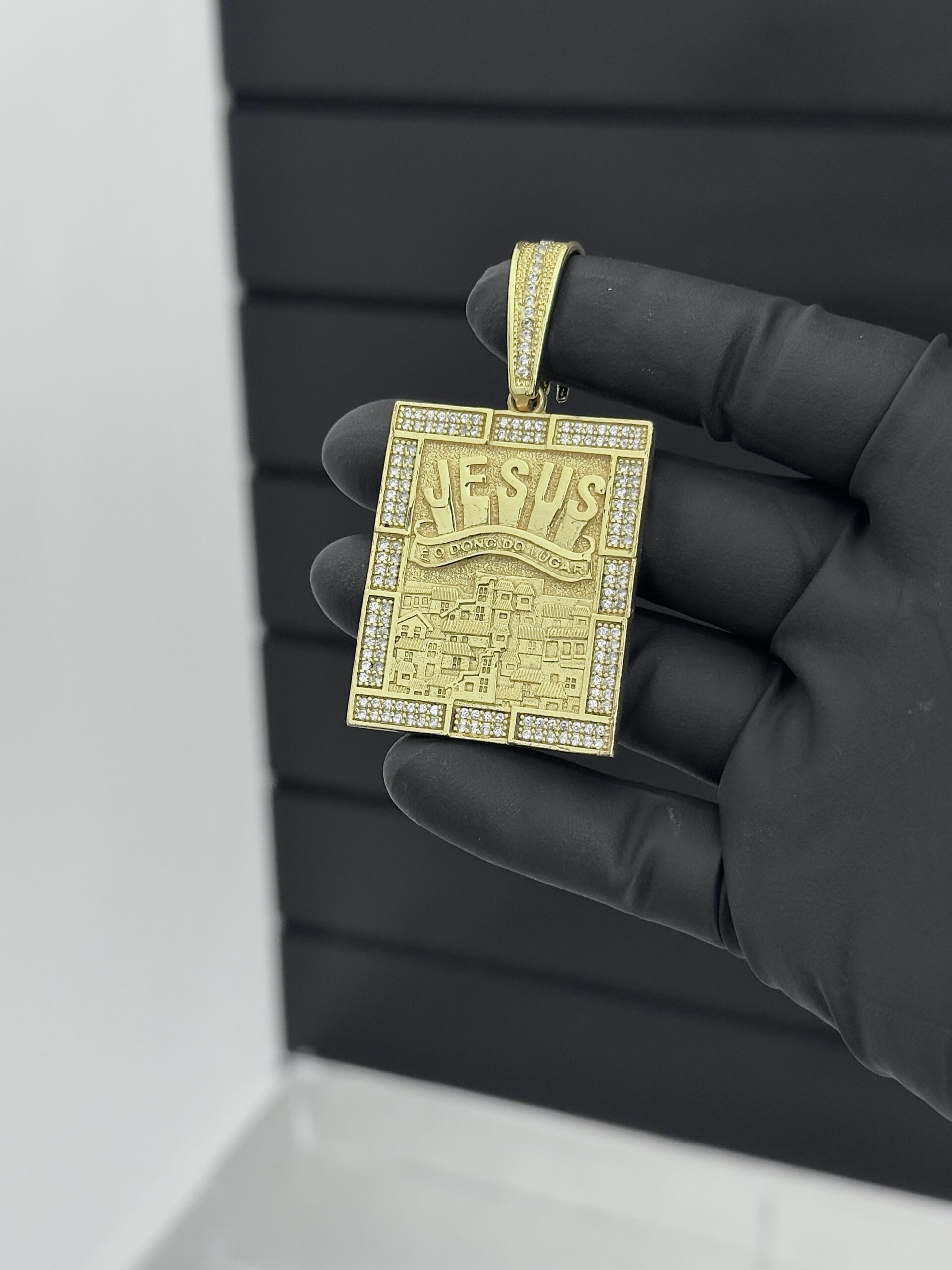 Pingente Jesus é o dono do Lugar (G)